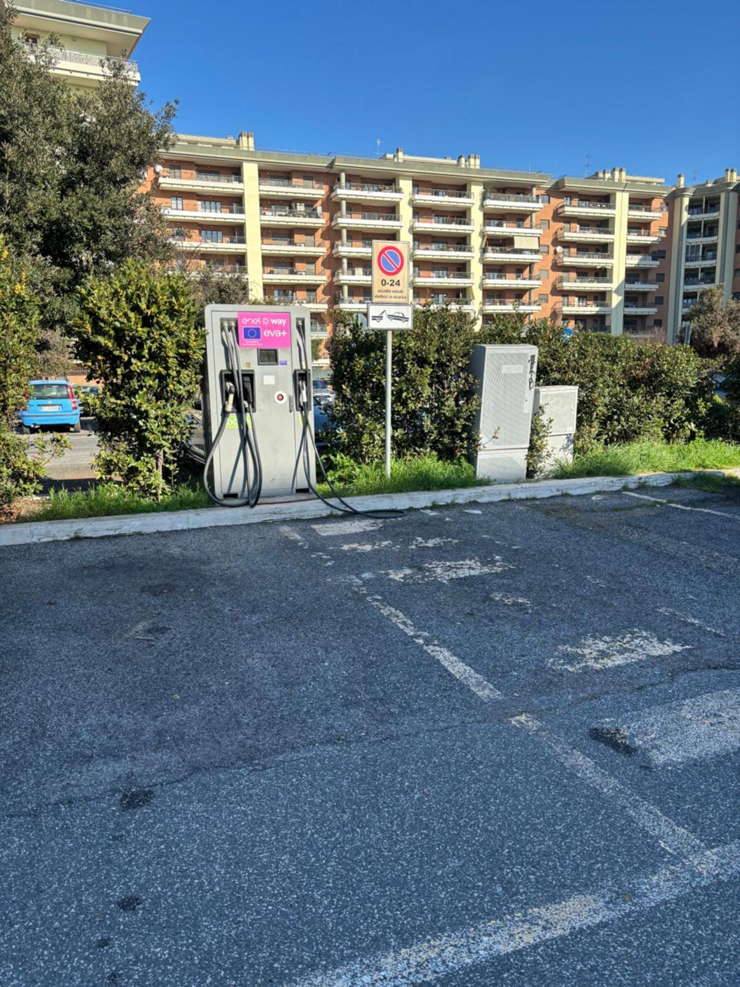 The Garden Suite Airport Ponte Galeria Exterior photo